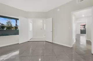 Photo #6: 2636697 Listing 