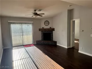 Photo #2: 2636716 Listing 