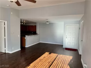 Photo #3: 2636716 Listing 