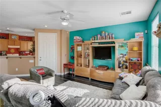 Photo #4: 2636729 Listing 