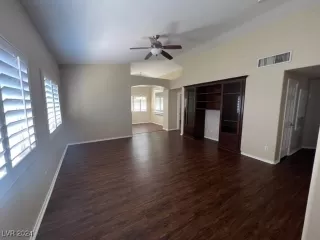 Photo #3: 2636736 Listing 