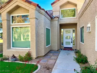 Photo #2: 2636751 Listing