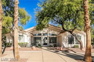 Photo #2: 2636753 Listing 