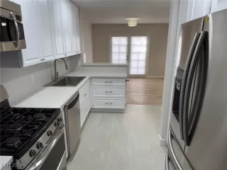 Photo #4: 2636753 Listing 