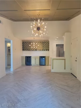 Photo #1: 2636779 Listing 