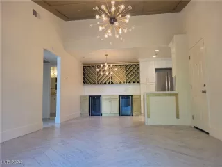 Photo #3: 2636779 Listing 