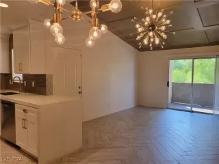 Photo #6: 2636779 Listing 