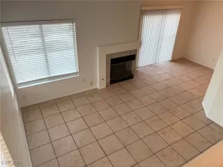 Photo #2: 2636781 Listing 