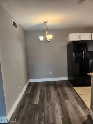 Photo #5: 2636837 Listing 