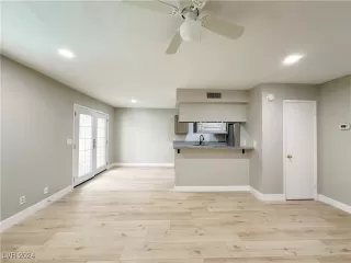 Photo #3: 2636852 Listing 