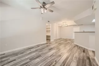 Photo #3: 2636897 Listing 