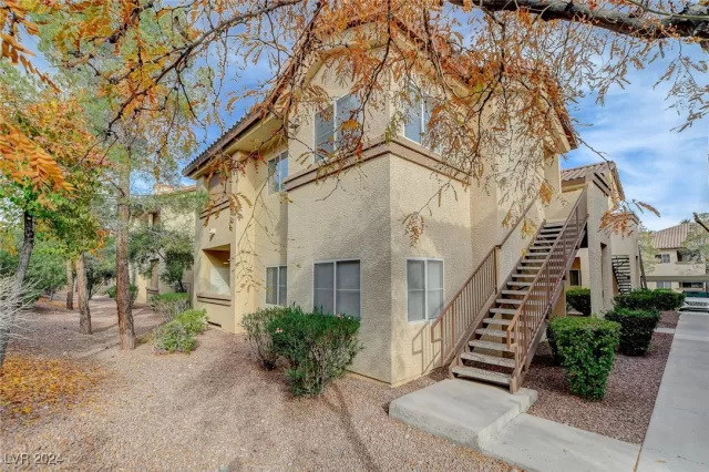 MLS: 2636915 Condo For Sale