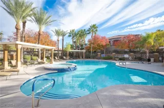 Photo #1: 2636918 Listing 