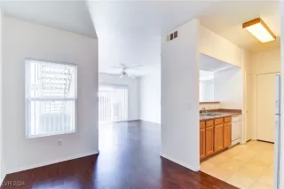 Photo #4: 2636928 Listing 