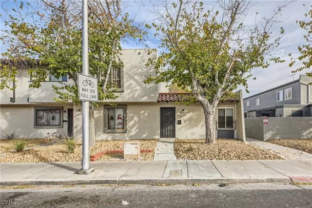 MLS: 2636929 Condo For Sale