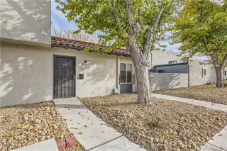 Photo #2: 2636929 Listing