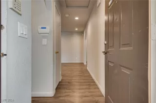 Photo #2: 2636936 Listing 