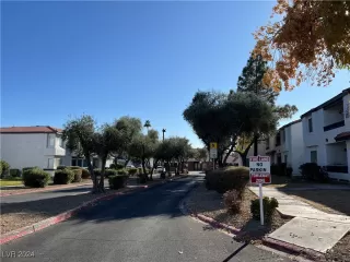 Photo #2: 2636940 Listing 