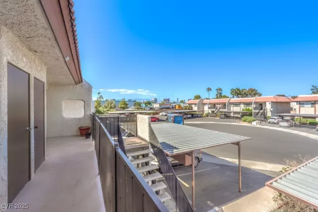 MLS: 2636999 Condo For Sale