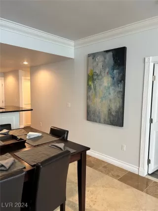 Photo #5: 2637003 Listing