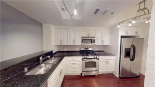 Photo #4: 2637015 Listing 