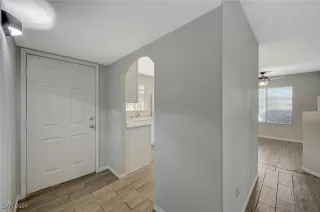 Photo #4: 2637017 Listing