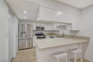 Photo #6: 2637019 Listing 