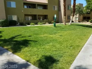 Photo #5: 2637026 Listing 