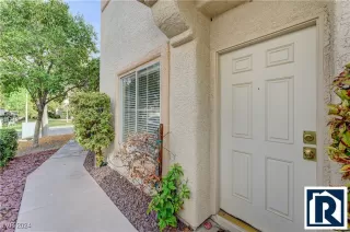 Photo #1: 2638058 Listing 