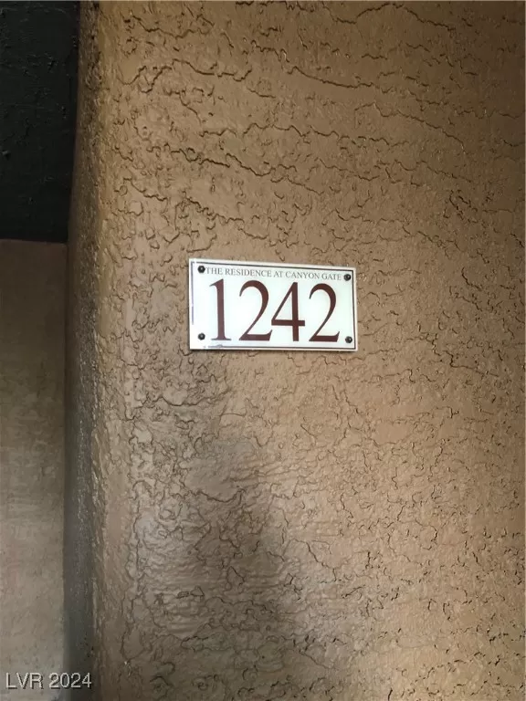 MLS: 2638063 Condo For Sale