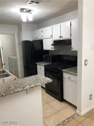 Photo #1: 2638063 Listing 