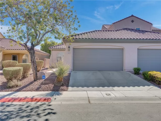 MLS: 2638127 Condo For Sale