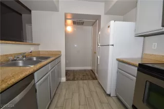 Photo #6: 2638161 Listing 