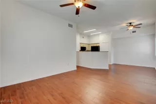 Photo #2: 2638169 Listing 