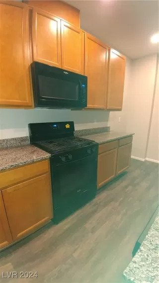 Photo #3: 2638228 Listing 