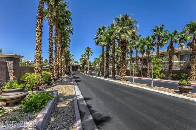 MLS: 2638240 Condo For Sale
