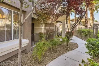 Photo #3: 2638240 Listing 