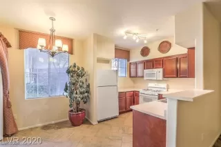 Photo #4: 2638240 Listing 