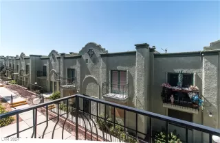 Photo #2: 2638247 Listing 