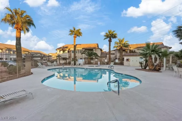 MLS: 2638250 Condo For Sale