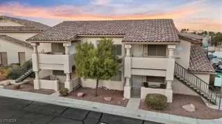 Photo #1: 2638250 Listing