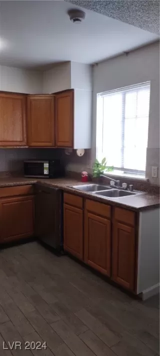 Photo #4: 2638268 Listing