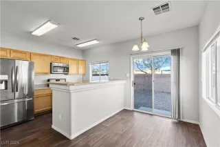 Photo #4: 2638346 Listing 