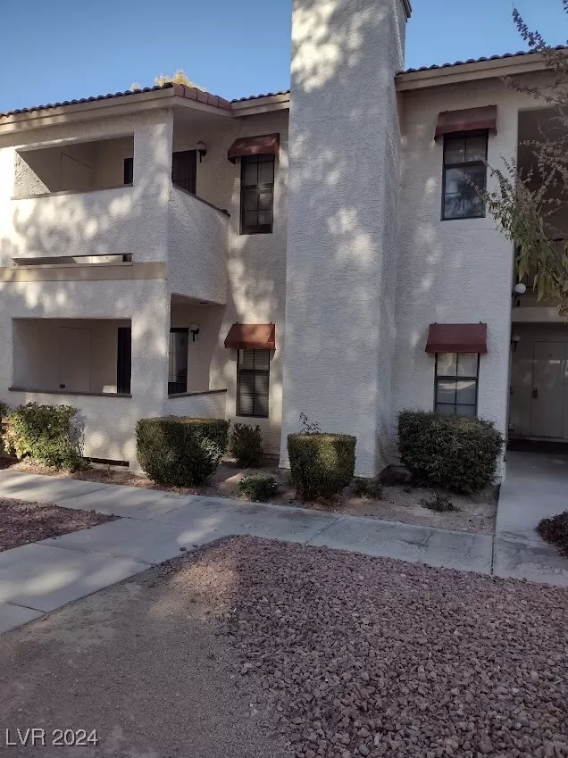 MLS: 2638347 Condo For Sale