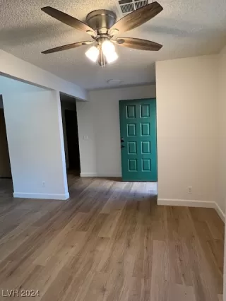 Photo #5: 2638356 Listing 
