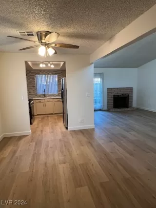 Photo #6: 2638356 Listing 