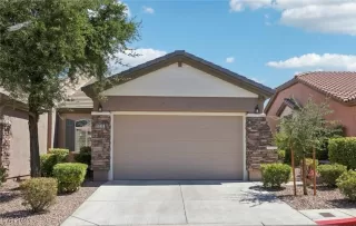 Photo #2: 2638405 Listing 