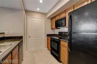 Photo #6: 2638434 Listing 