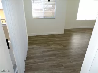 Photo #6: 2638458 Listing