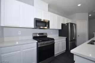 Photo #2: 2638464 Listing 